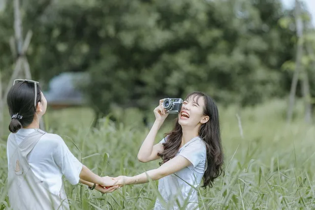 친구 꿈 해석: 잃어버림부터 재회까지 다양한 의미 분석